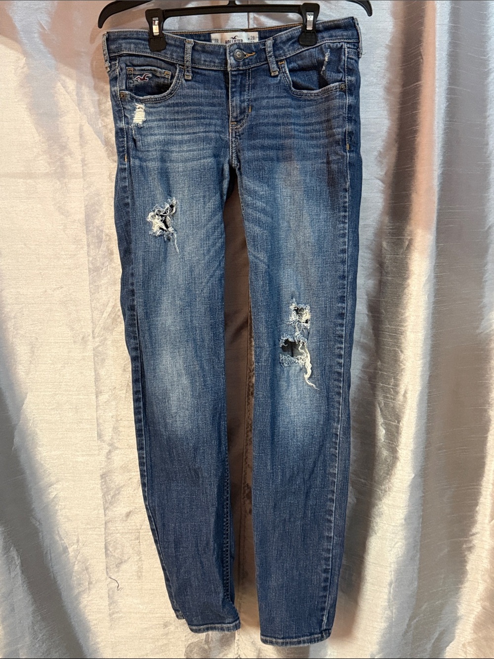 Hollister Women's Blue Ripped Skinny Jeans